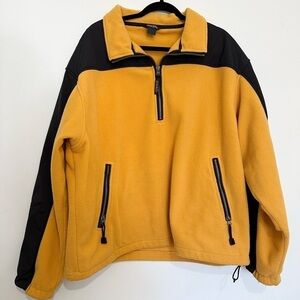 Woolrich Yellow and Black Men's Sweater